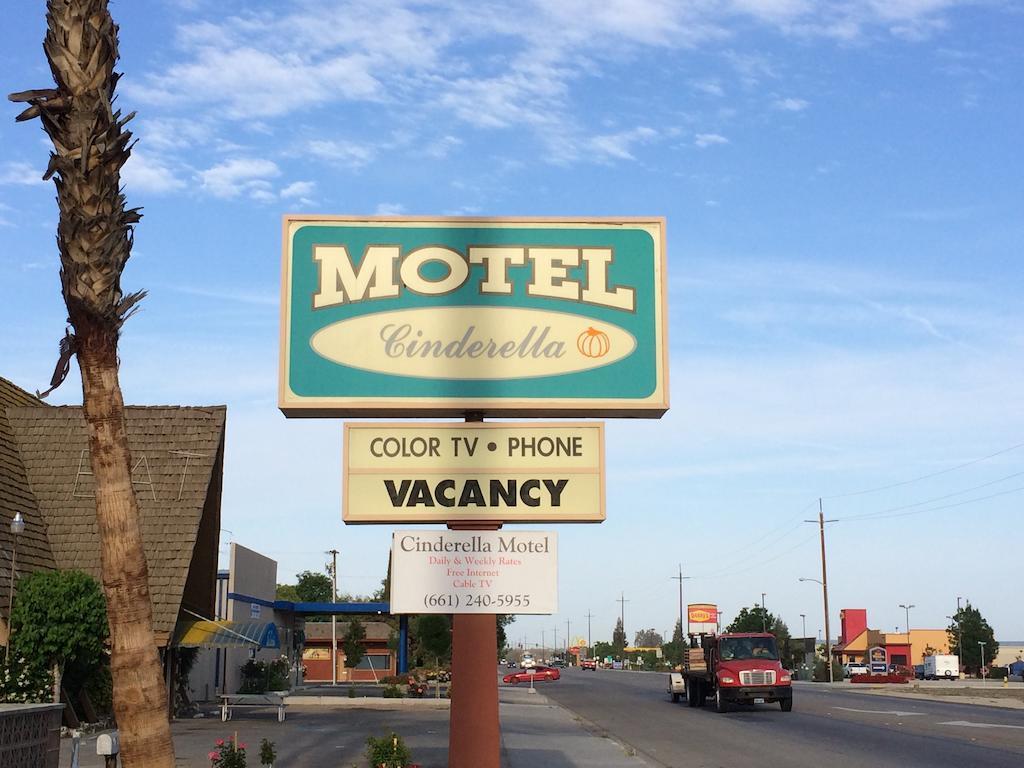 Cinderella Motel Wasco Exteriér fotografie